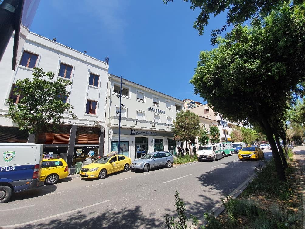ALFA BANK - Foto 1