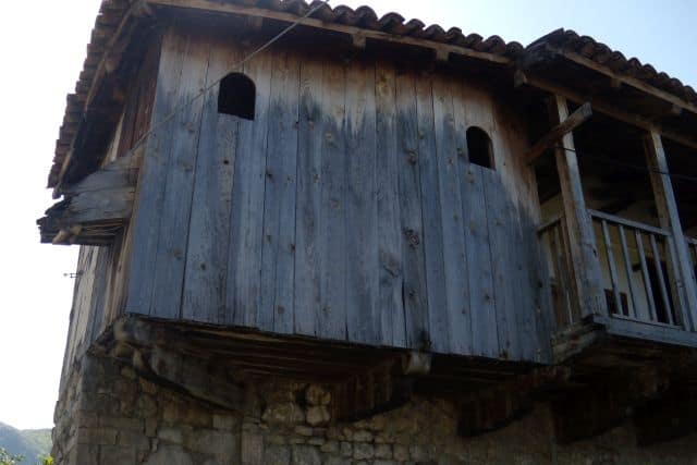 BANESA E REXHEP LLESHIT - Foto 1