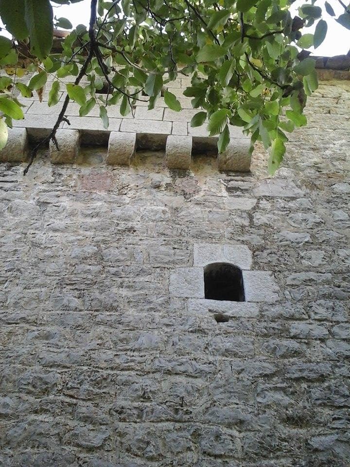 BANESA E RUSTEM KRYEKURTIT - Foto 1