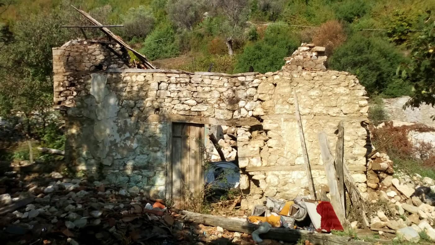 BANESA QAMIL CULLHAJ - Foto 1