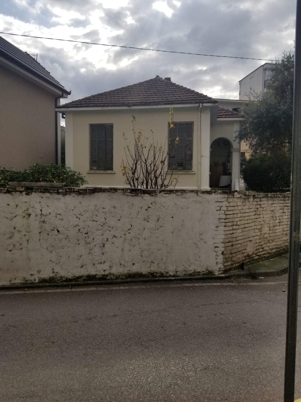 Banesë tip vile (2 kate) - Foto 3