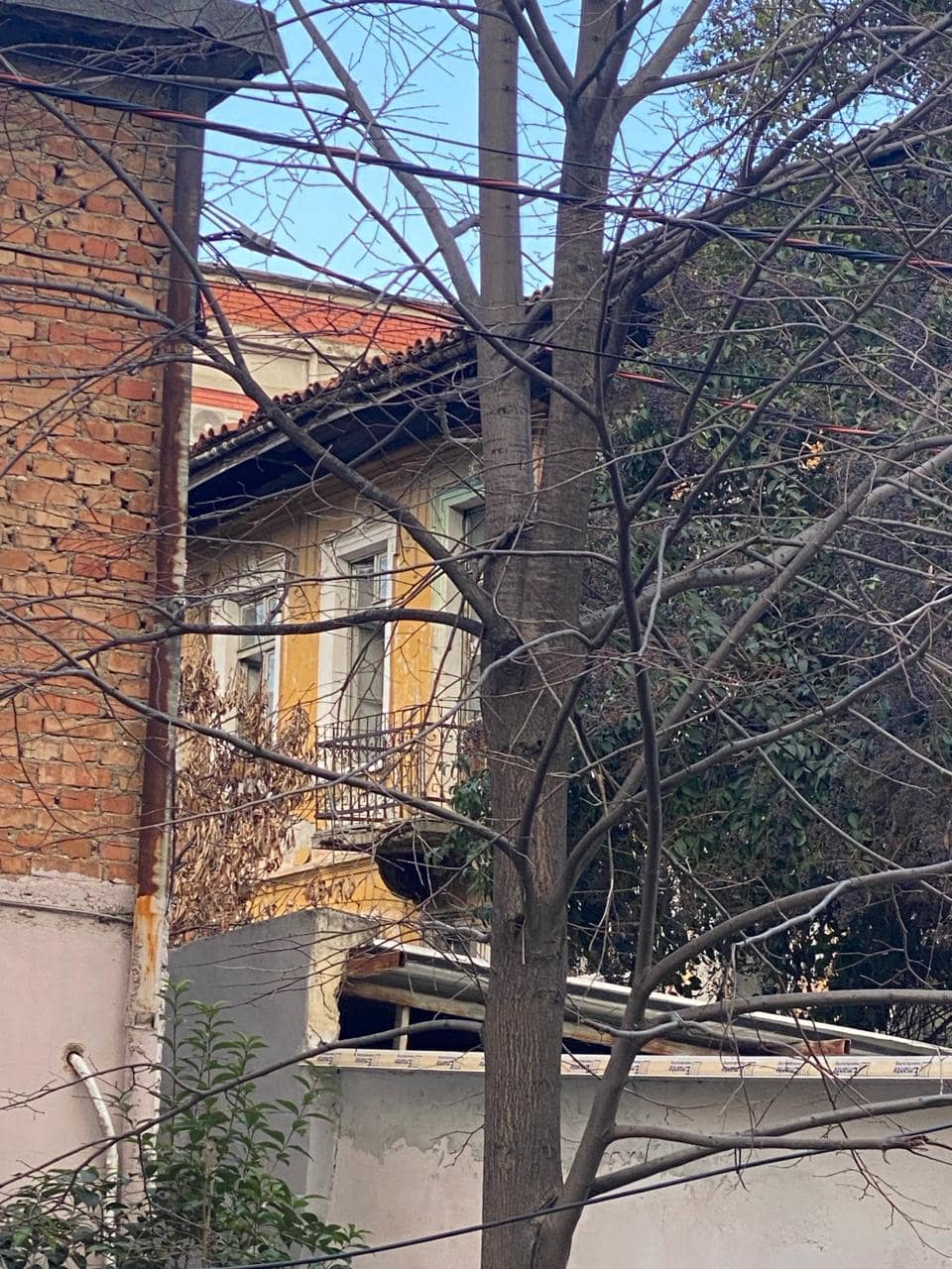 Banesë tip vilë (3 kate)