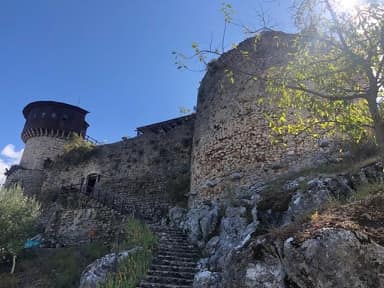 Kalaja e Petreles - Foto 2