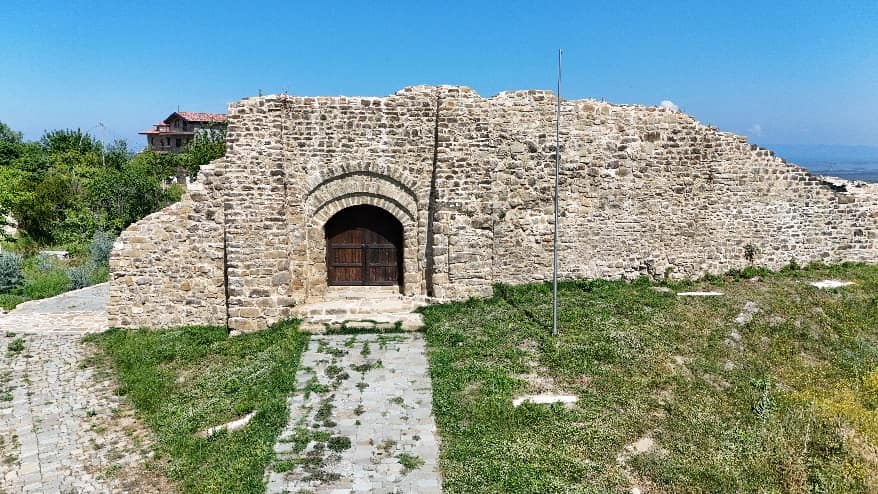 KALAJA ISHËM - Foto 1