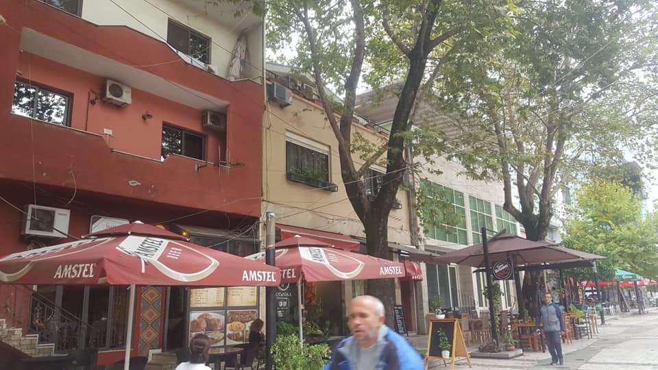 KOMPLEKSI NDERTIMORE (Qendra Kulturore e Femijeve) - Foto 3