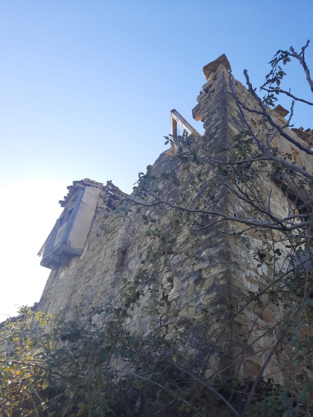 KULLA E SULEJMAN KULLËS - Foto 1