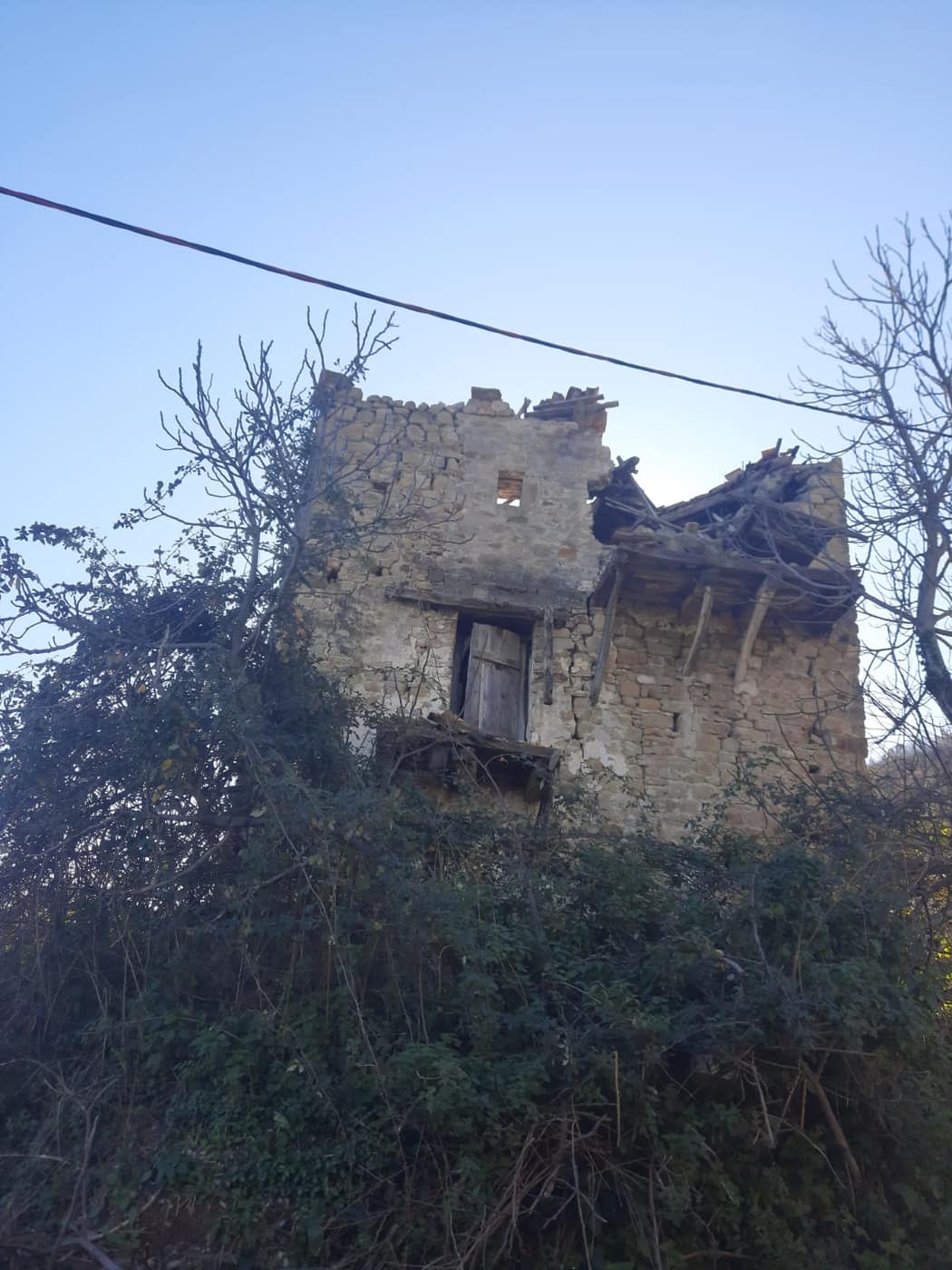 KULLA E SULEJMAN KULLËS - Foto 2