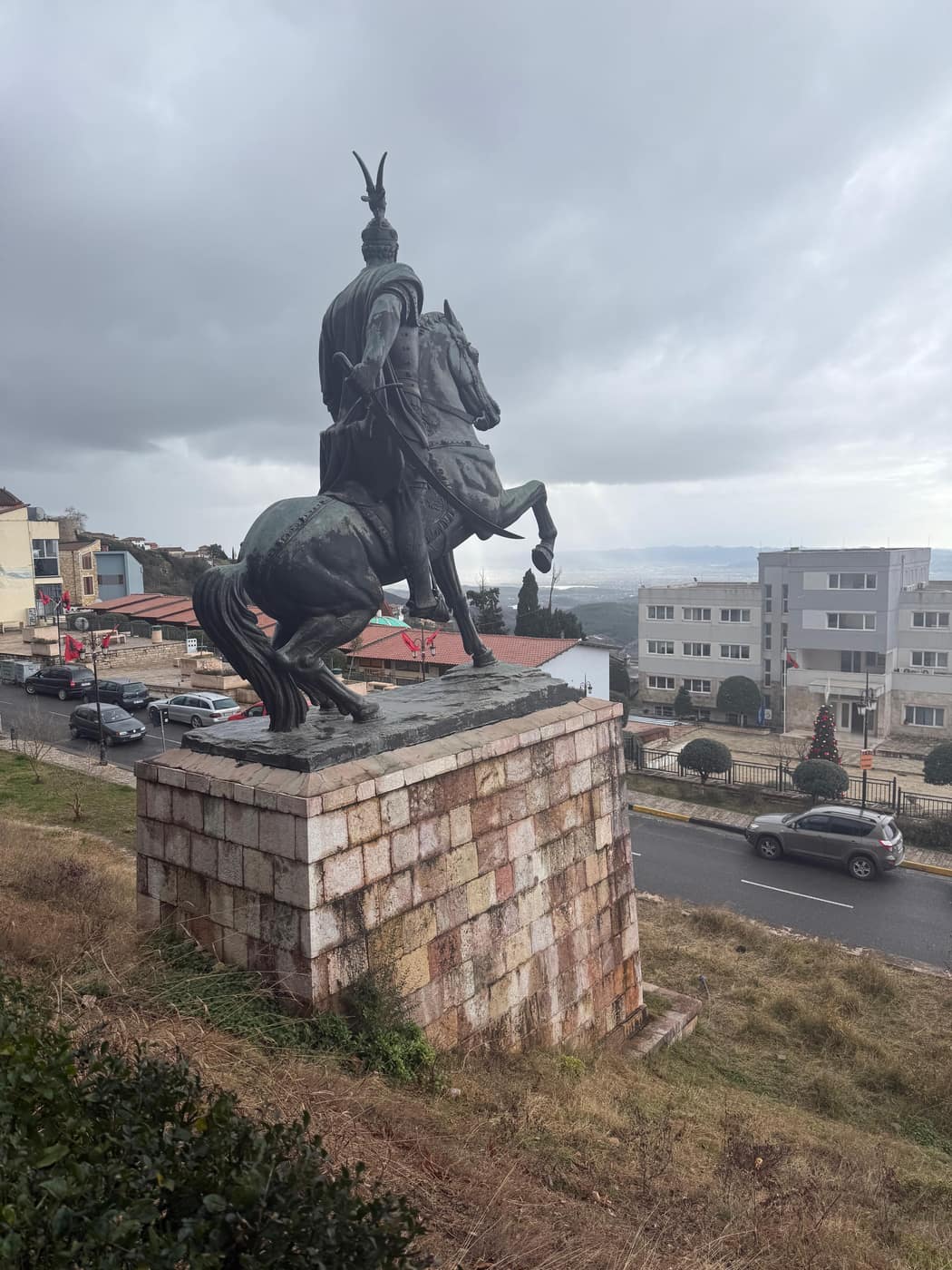 MONUMENTI I SKENDERBEUT - Foto 3