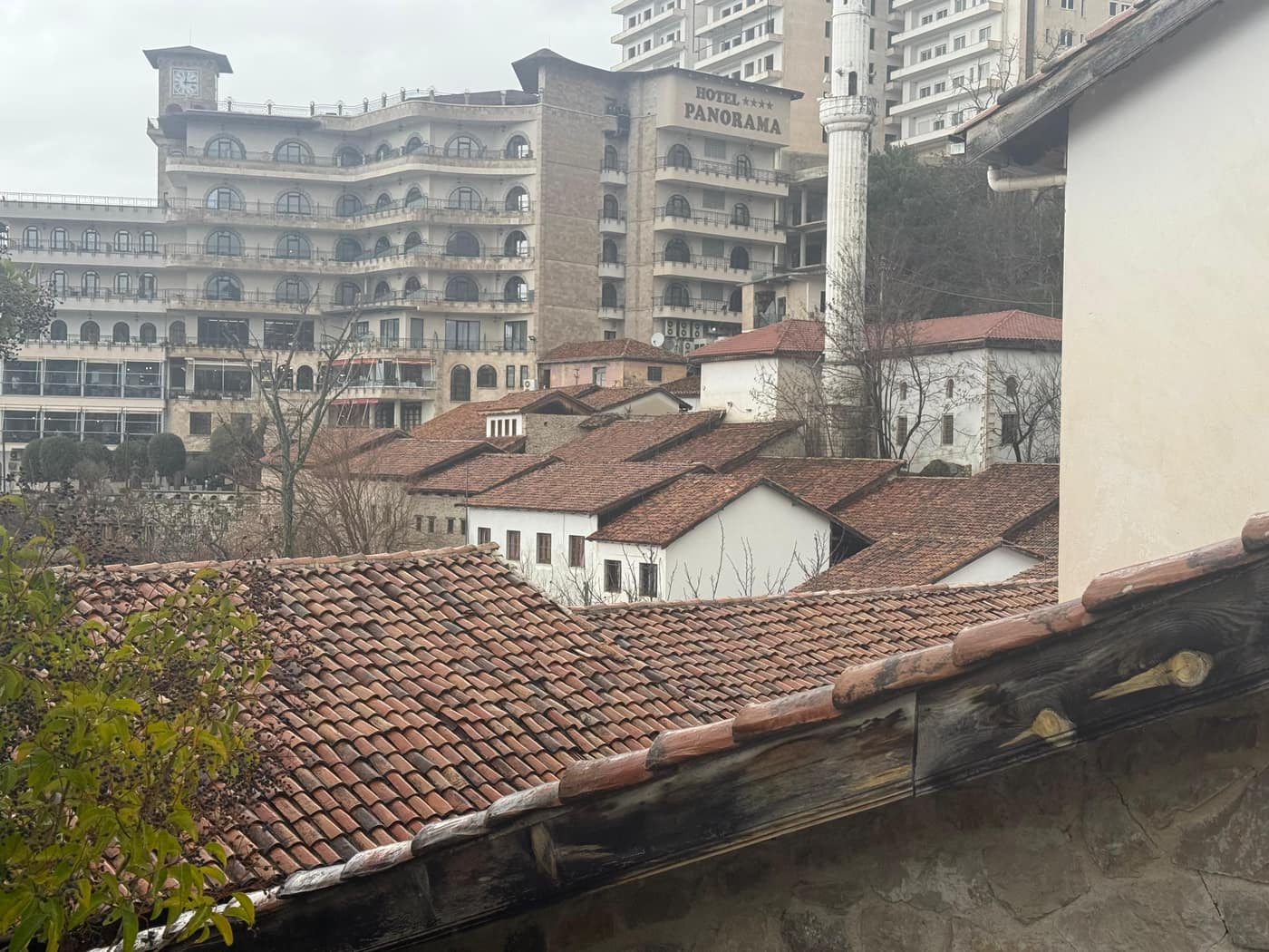 PAZARI I VJETER