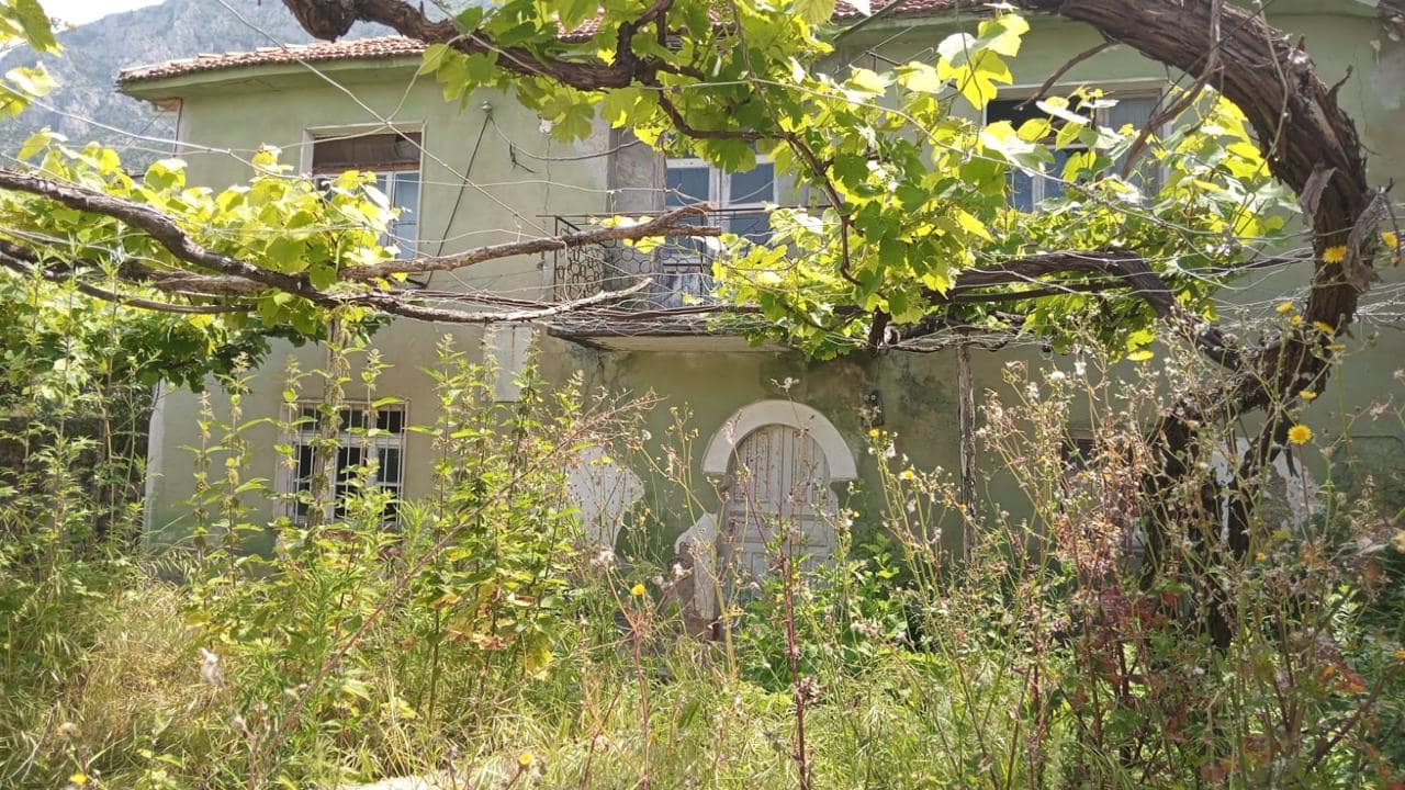 Banesa e gocajve - lagja seseraj - Foto 3