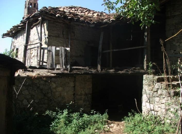 BANESA E SULEJMAN METËS (BAJRAM UKËS) - PRONË SHTETERORE - Foto 2
