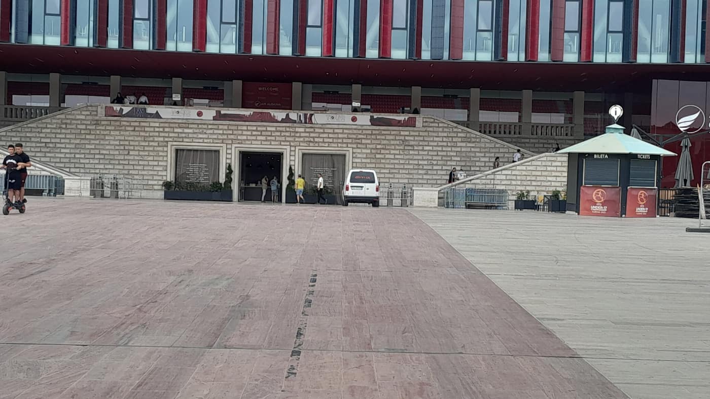 STADIUMI KOMBETARE QEMAL STAFA